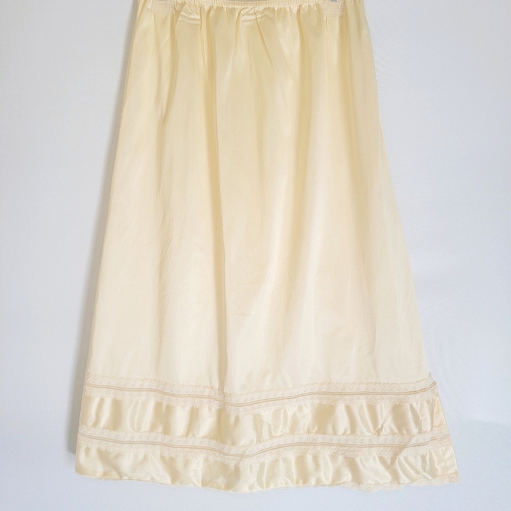 Vintage Half Slip with Slit and Lace 70s Slip Skirt
